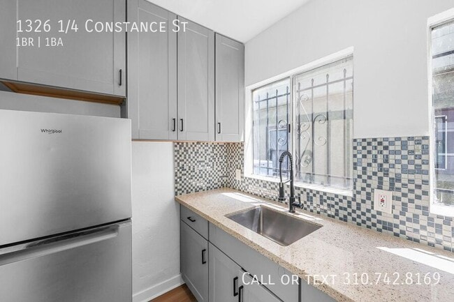 Building Photo - 1326 1/4 Constance St-