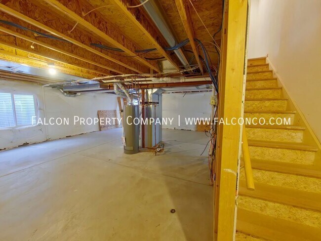 Building Photo - 4883 Jedediah Smith Rd