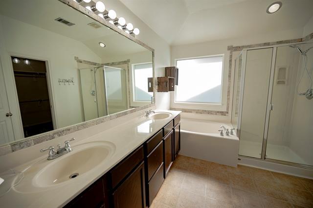 Building Photo - 604 McKamy Blvd