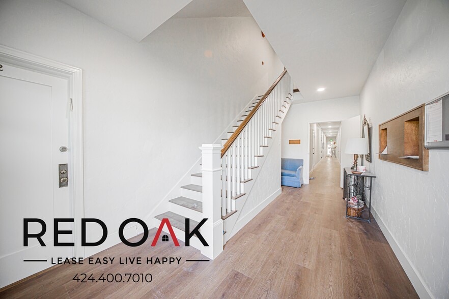 Building Photo - 211 S El Molino Ave