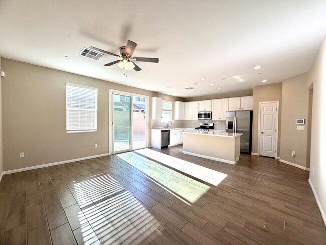 Building Photo - HIVE FALL MOVE-IN SPECIAL: NEWER 2024 BUILD | GATED COMMUNITY | SOLAR INCLUDED