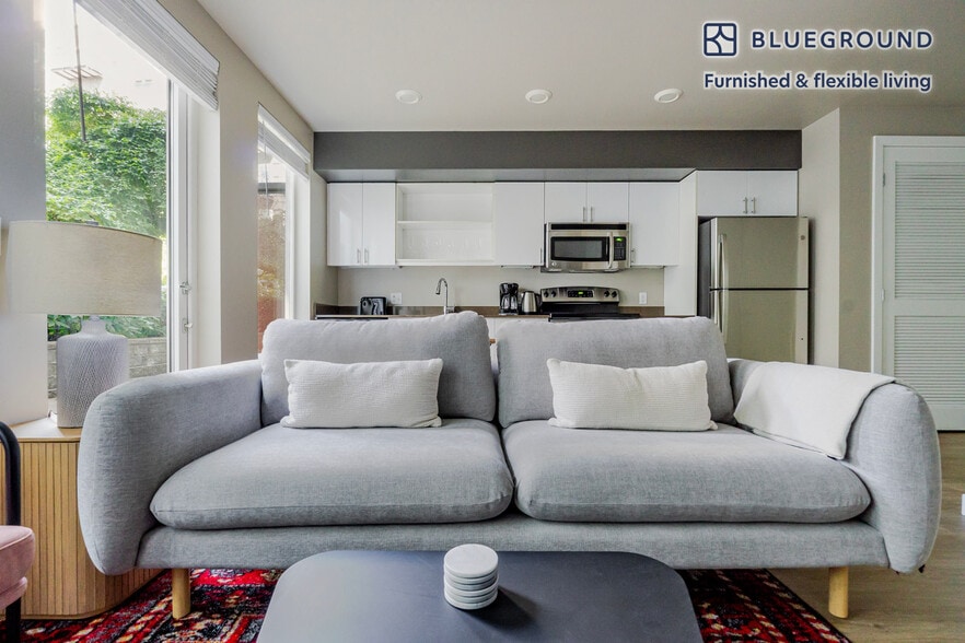 Building Photo - 2690 152nd Ave NE