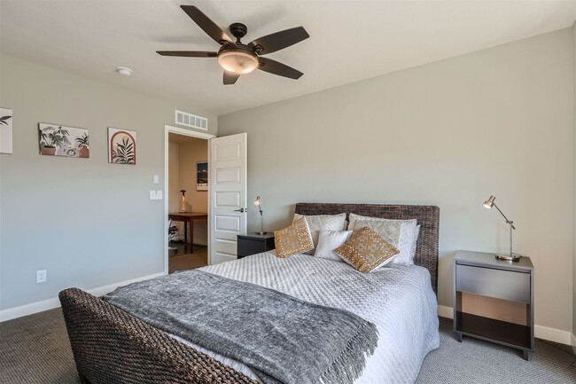Building Photo - 11243 Colony Cir