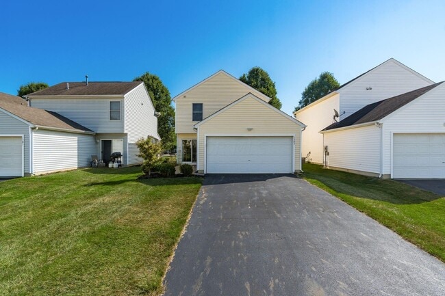 Building Photo - 1383 Pansy St