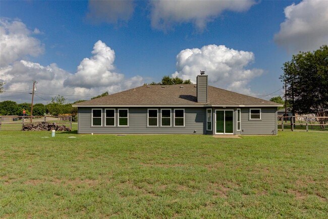 Building Photo - 111 Jane Ellen Cove