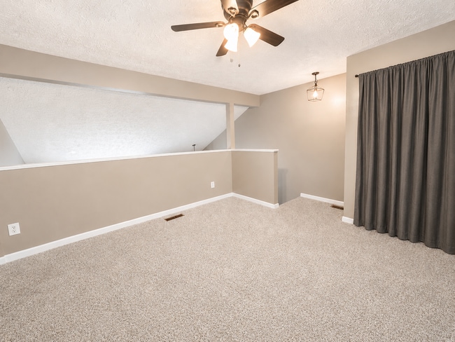 Building Photo - Space! Townhome for Rent in West Knoxville-1 Bedroom