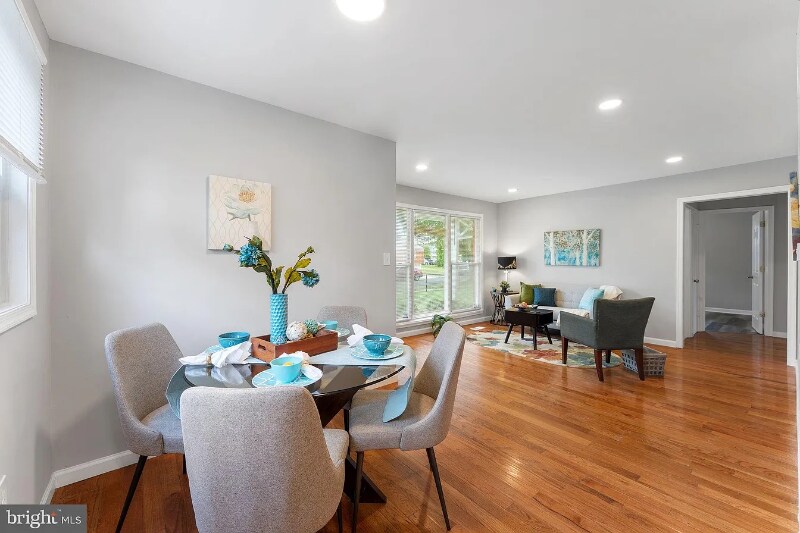 Building Photo - 2711 Edfeldt Dr