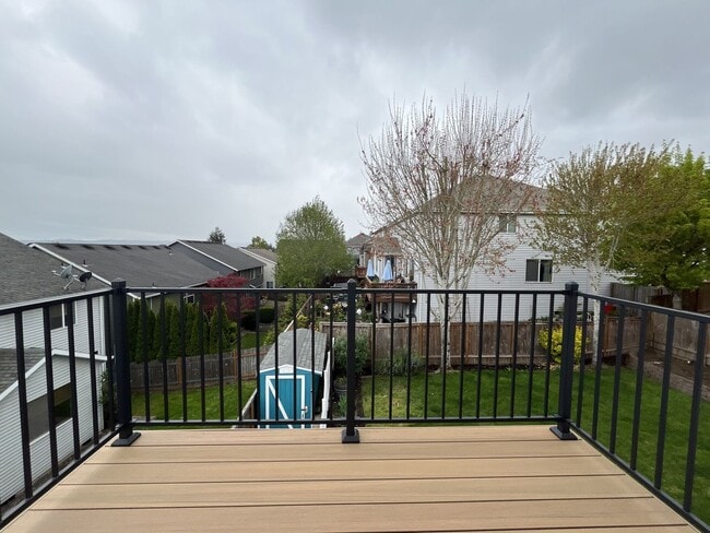 Building Photo - Elegant 5BR + Bonus Room Home with Bay Windows, Entertainment Room & Oversized Primary Retreat