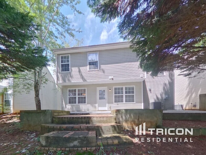 Building Photo - 1268 Winding Path Rd