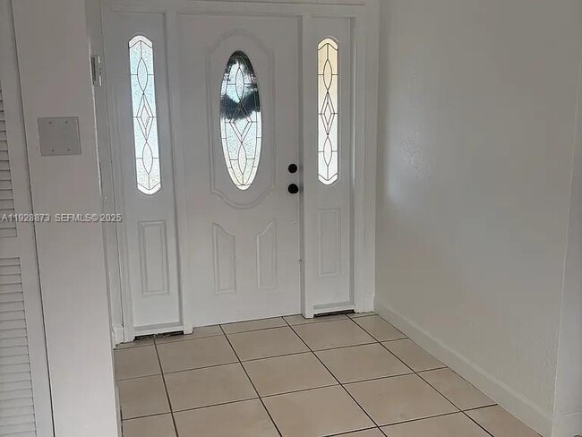 Building Photo - 4342 SW 145th Ave