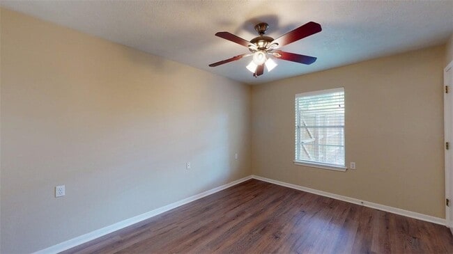 Building Photo - 1724 Boardwalk Ct