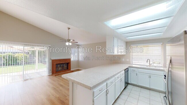 Building Photo - 12441 Kestrel St