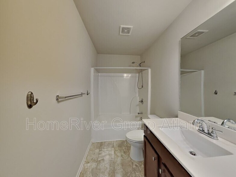 Building Photo - 1329 Brookmere Way