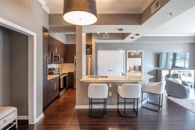 Building Photo - 3225 Turtle Creek Blvd Blvd