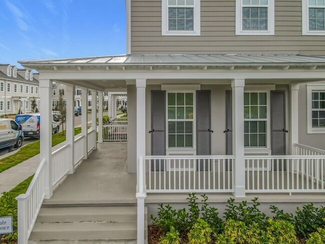 Building Photo - Brand New Luxury Town House in Island Village a Celebration, FL maintenance free community.