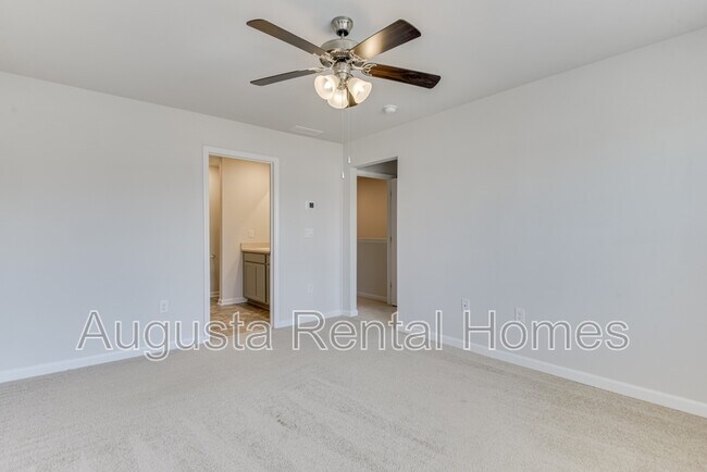 Building Photo - 818 Quaint Parish Cir