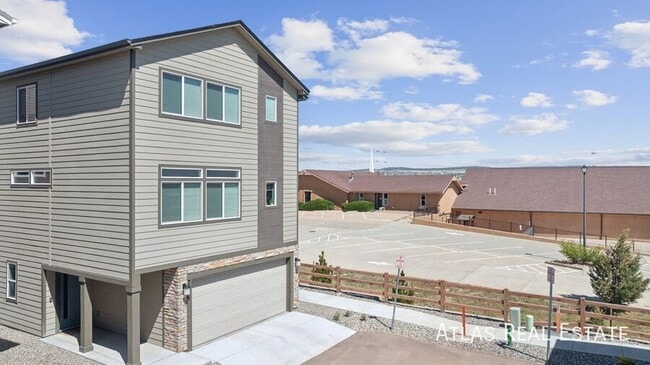 Building Photo - 7446 Marbled Wood Pt