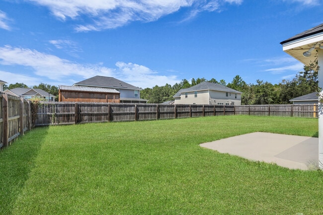 Building Photo - 721 Highgrove Ct