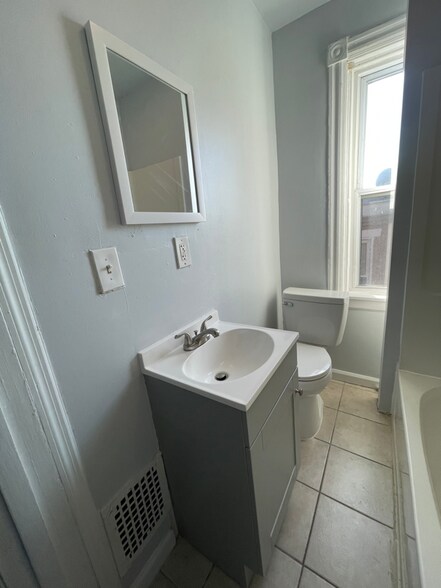 Building Photo - 417 N Rodney St