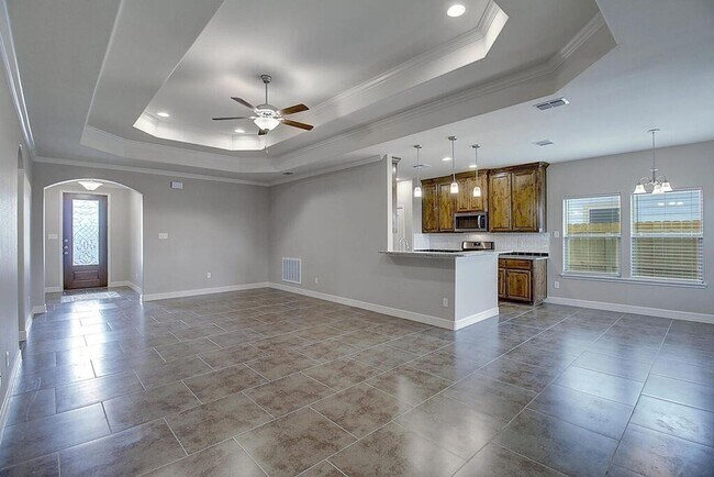 Building Photo - 7530 Sable Creek Dr