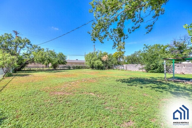 Building Photo - 107 Belaire Ave