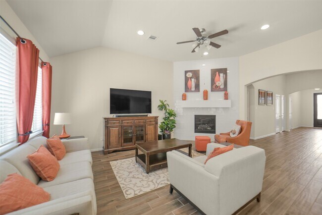 Building Photo - 14806 AUTUMN LONG TRL