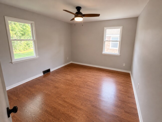 Building Photo - 1536 Salerno Dr