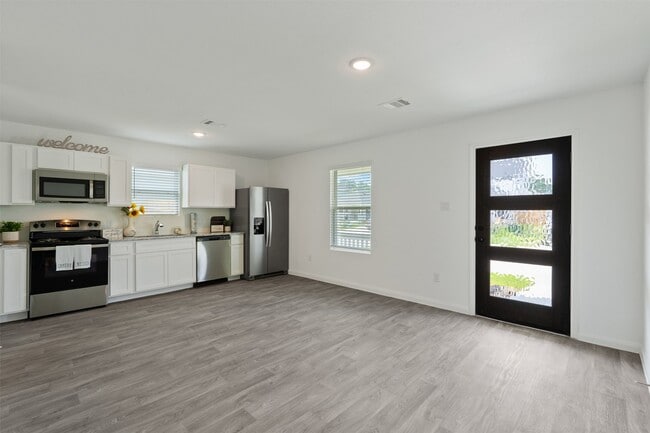 Building Photo - 16462 Valerie Marie Pl