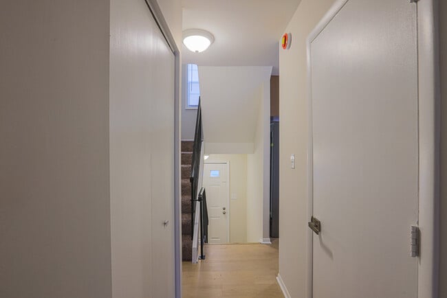 Building Photo - 3 Bedroom Rosedale MD