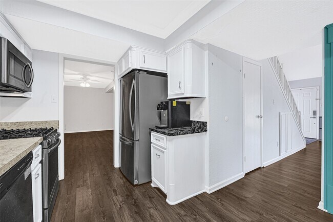 Building Photo - 2311 Quail Haven Rd