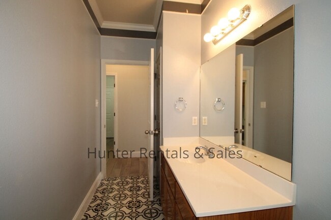 Building Photo - Country Trails Gem with a Pool Made for Te...