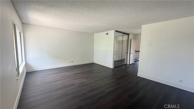 Building Photo - 46 Christamon W