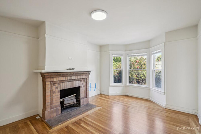 Building Photo - 3955 24th St
