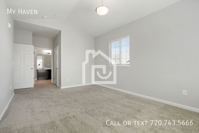 Building Photo - 15700 E Jamison Dr