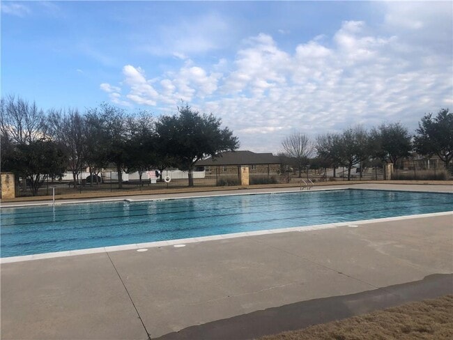 Building Photo - 18316 Mammoth Cave Blvd