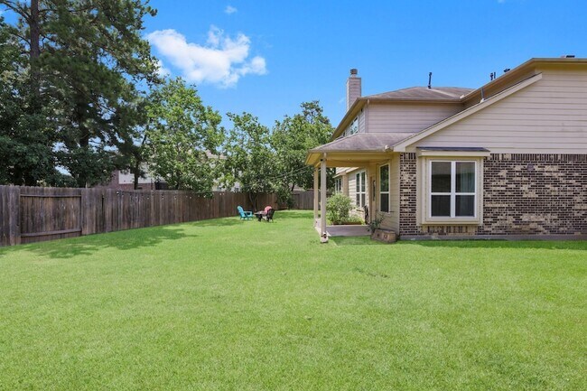 Building Photo - 12002 Rockridge Falls Dr