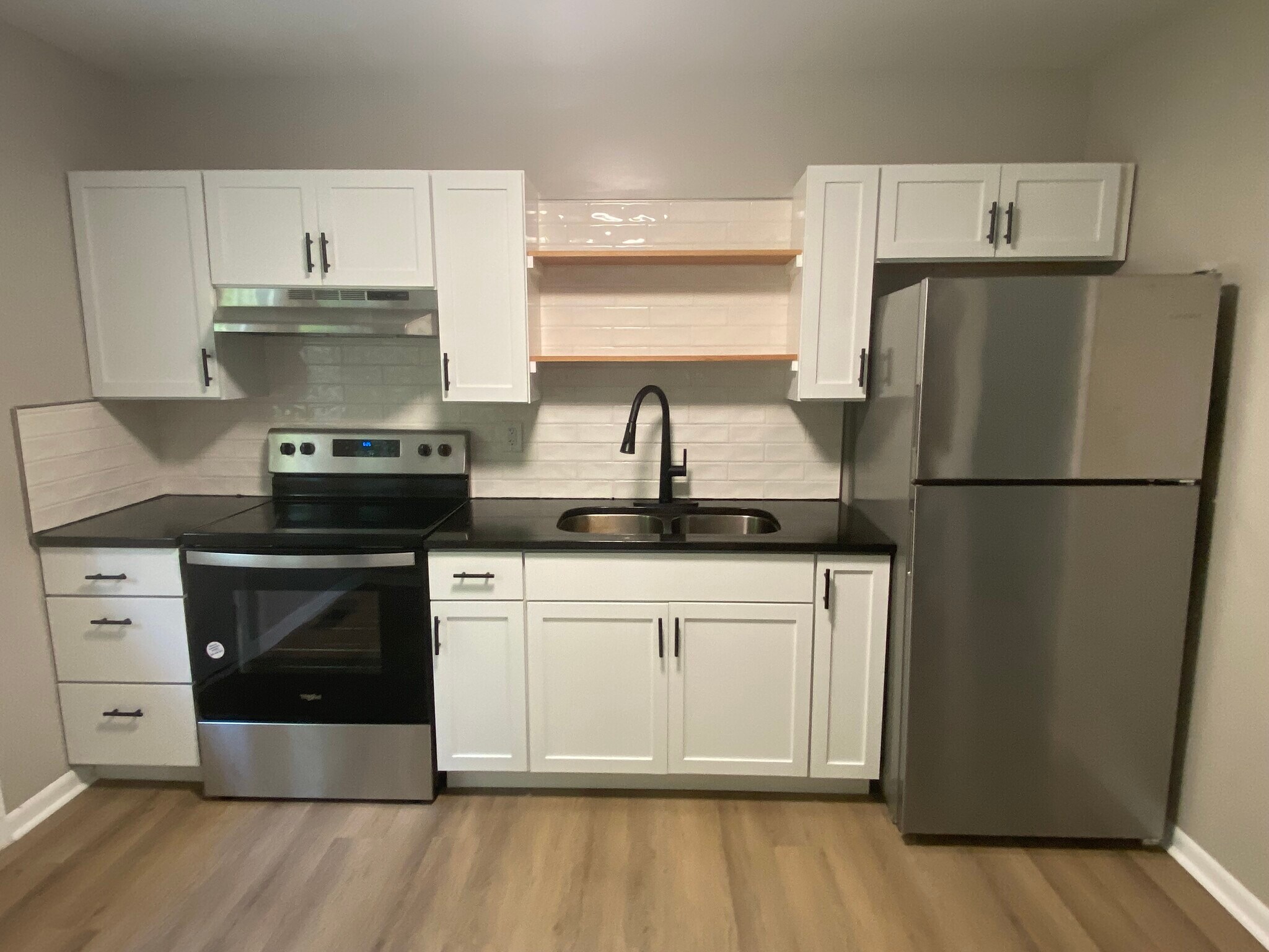 Kitchen with all new appliances - 2932 W 11th St