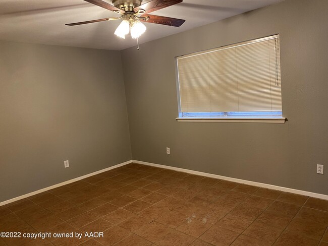 Building Photo - 3730 Rutson Dr