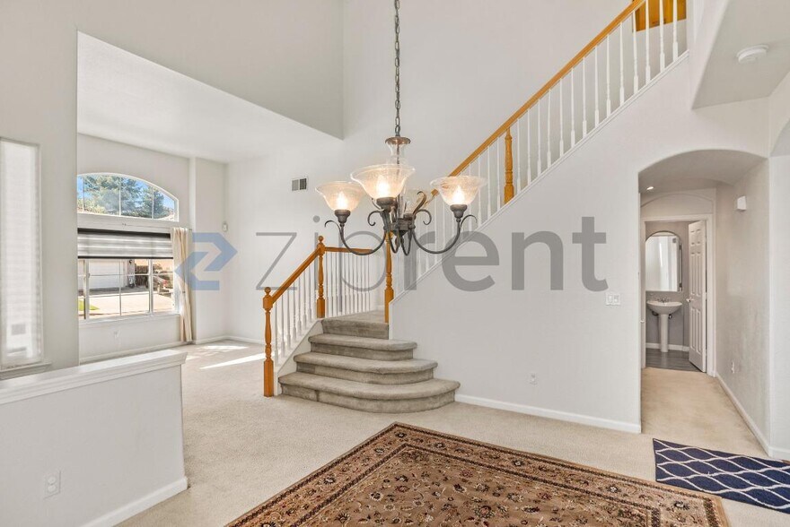 Building Photo - 2433 Pearlite Way