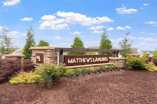 Building Photo - 96 March Crk Dr