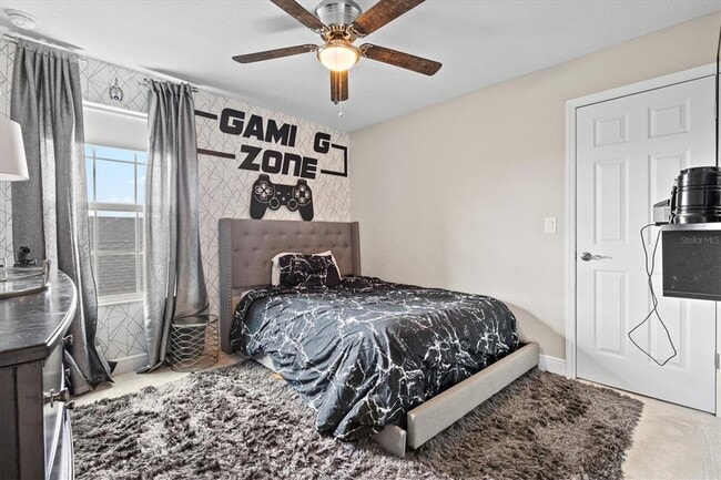 Building Photo - 5709 Silver Sun Dr