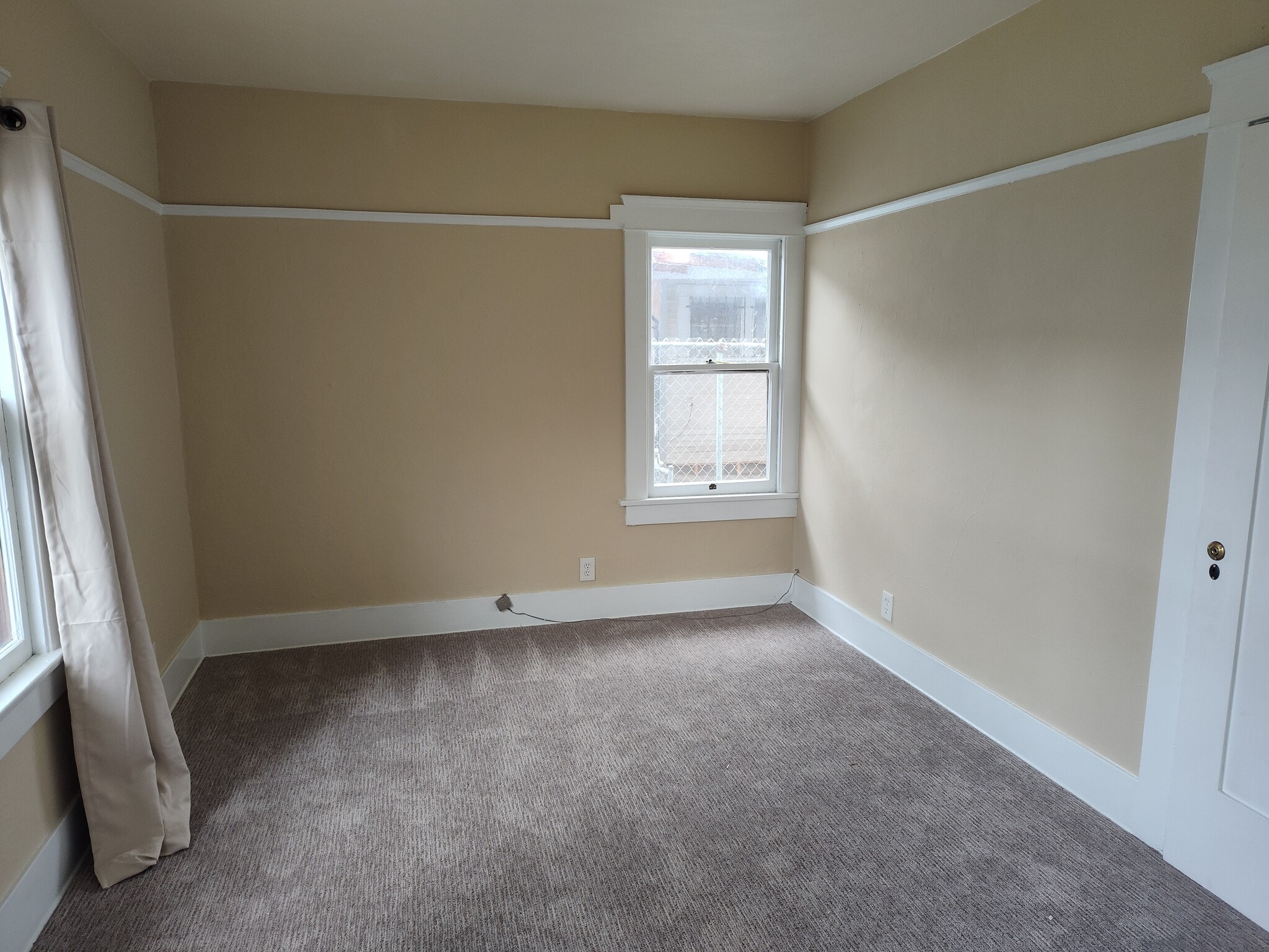 Rear bedroom - 4210 Highland Ave