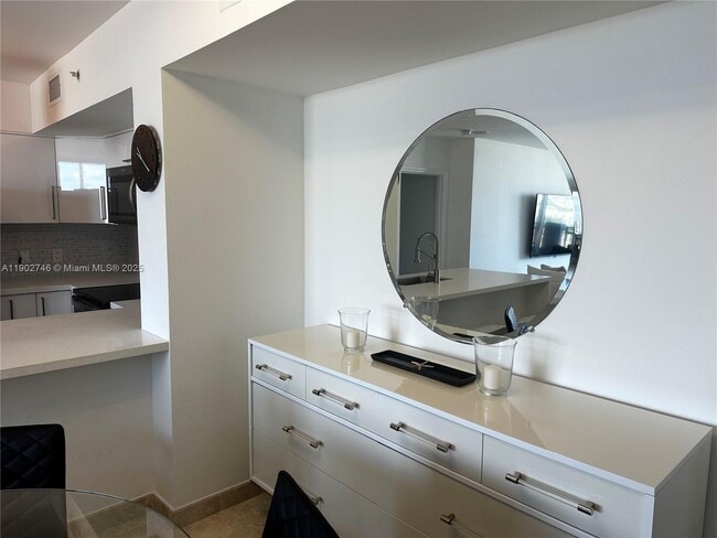 Building Photo - 90 Alton Rd