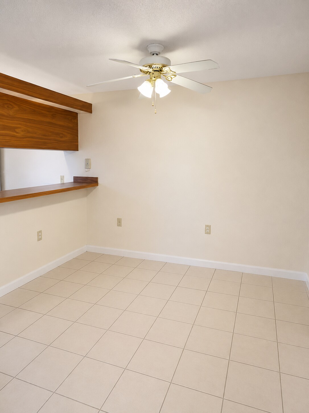 Building Photo - 1603 16th Way