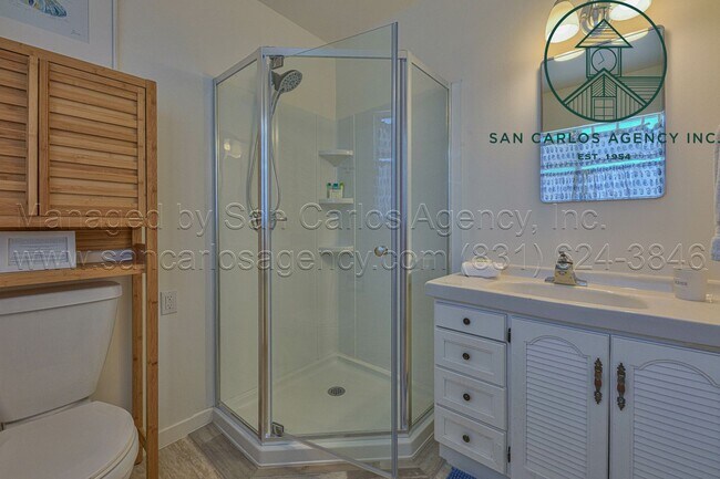 Building Photo - Furnished Two Bedroom Carmel Cottage