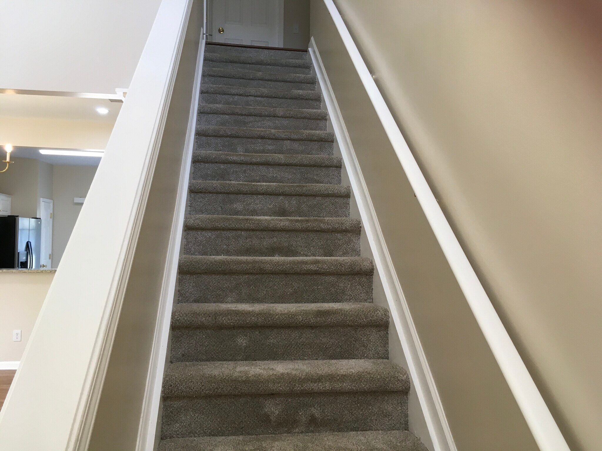 Building Photo - 2113 McKenzie Creek Dr