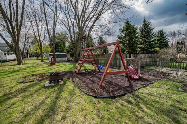 Building Photo - 1306 Canyon Run Rd