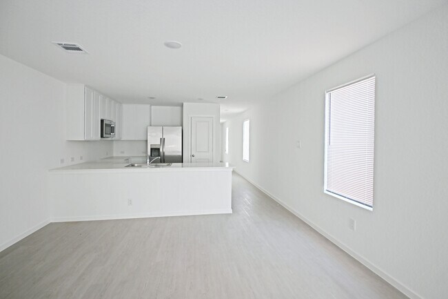 Building Photo - 7603 Adam Star