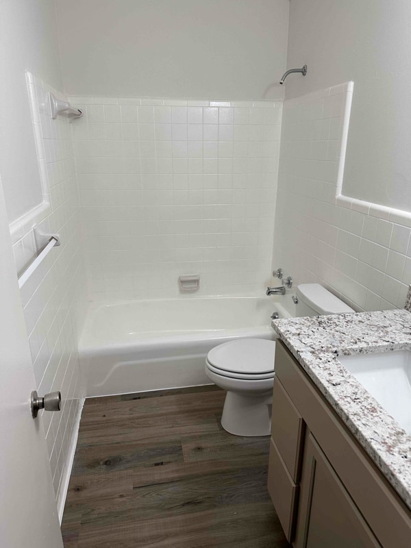 Building Photo - 2501 Redwood Ct