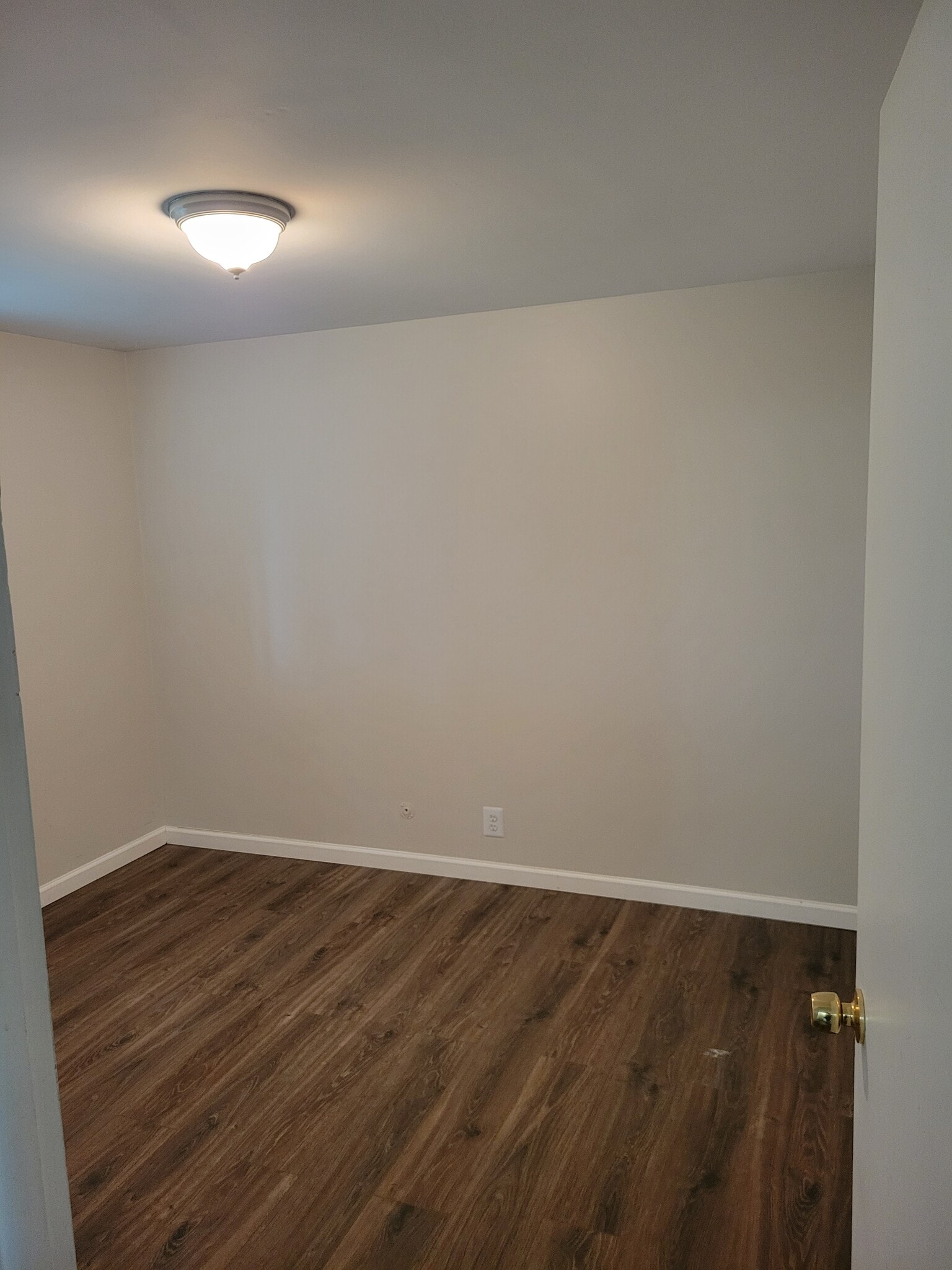 Building Photo - 1208 S 900 E